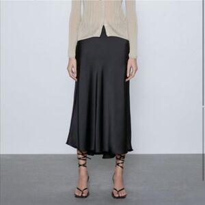 Zara Sleek Black Midi Skirt